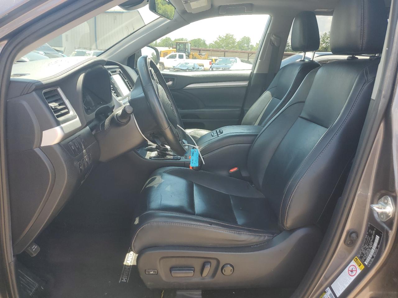 2019 Toyota Highlander Se VIN: 5TDKZRFH7KS324692 Lot: 64670765