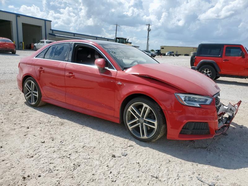  AUDI A3 2017 Красный