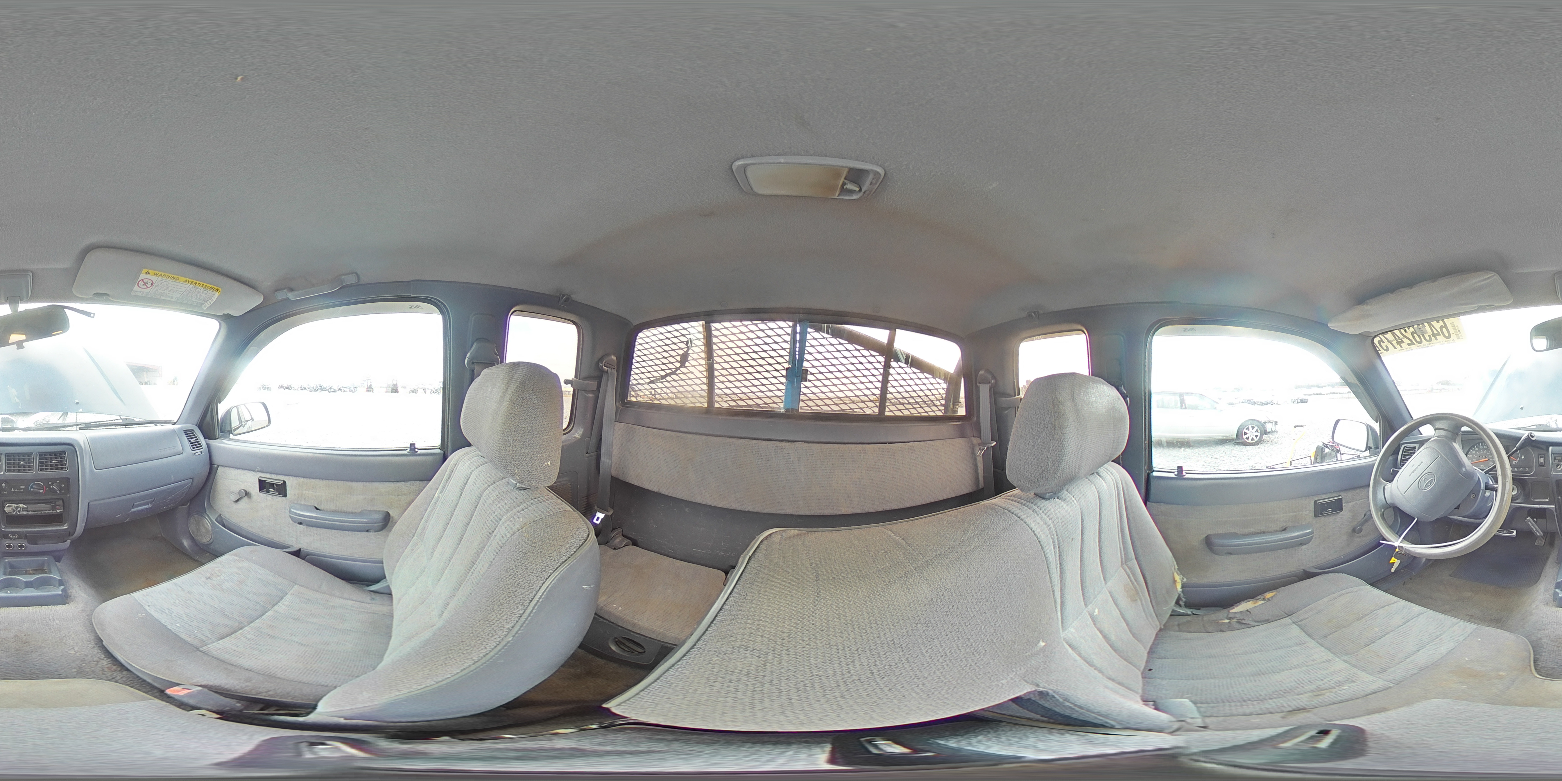 1998 Toyota Tacoma Xtracab VIN: 4TAVL52N7WZ070212 Lot: 64362475
