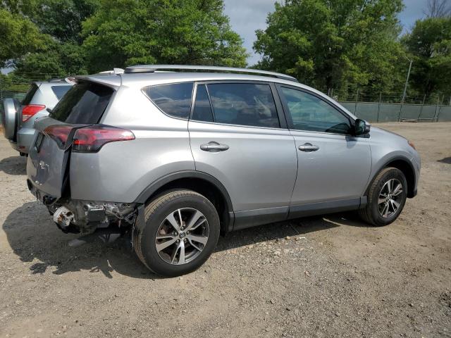  TOYOTA RAV4 2018 Srebrny