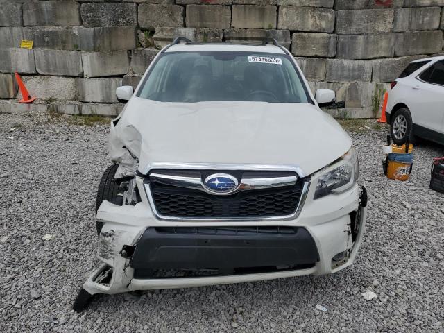  SUBARU FORESTER 2016 Белы