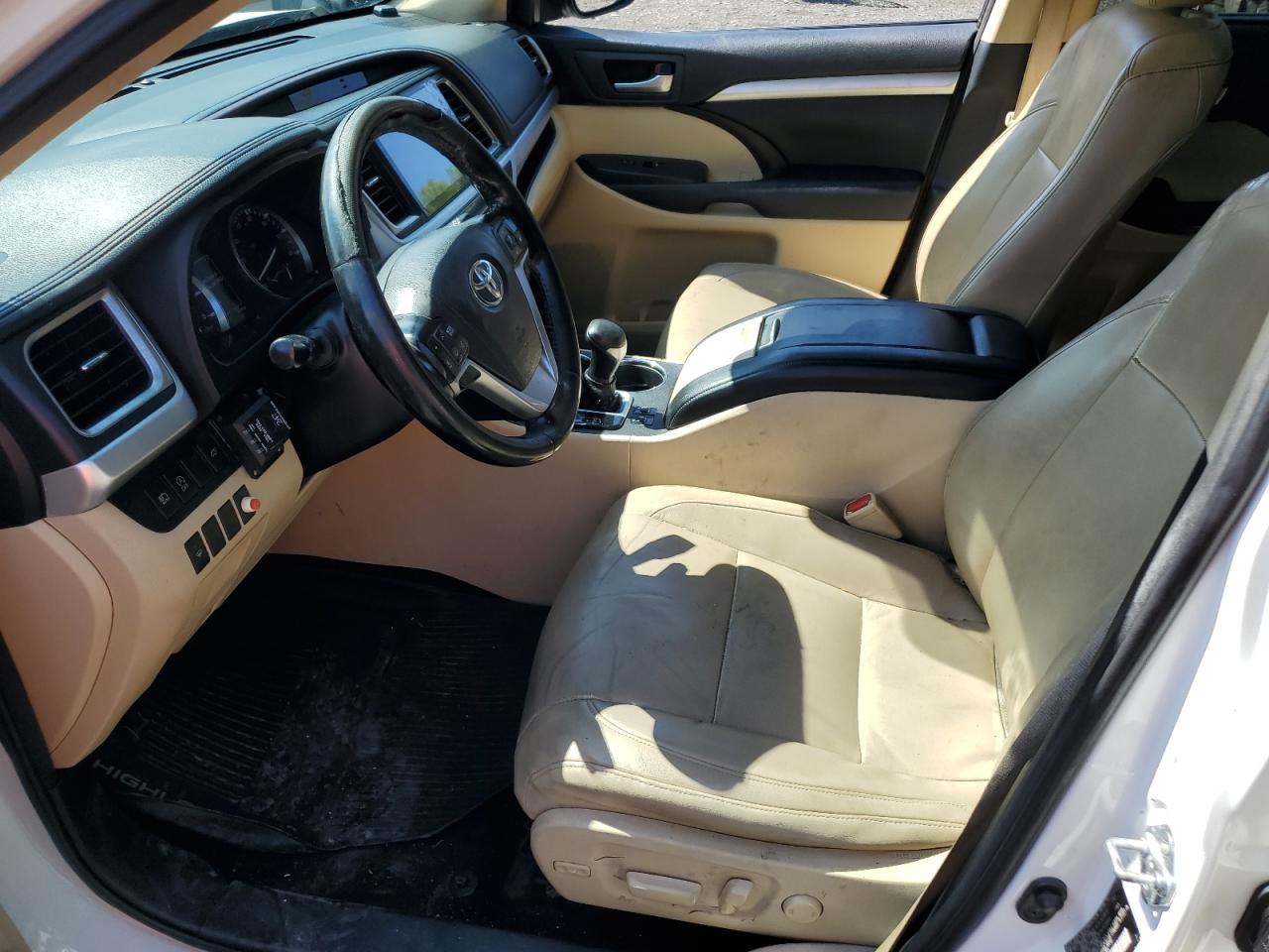 2017 Toyota Highlander Se VIN: 5TDJZRFHXHS367069 Lot: 64515005