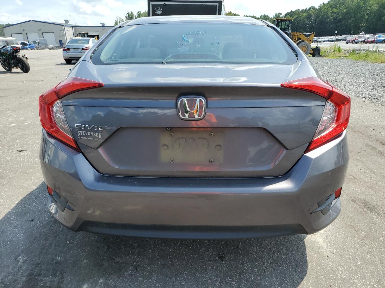 2018 Honda Civic Lx VIN: 19XFC2F5XJE022113 Lot: 64818535