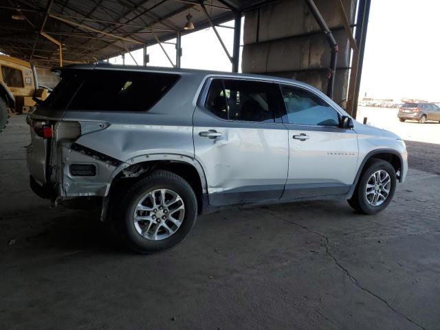  CHEVROLET TRAVERSE 2018 Srebrny