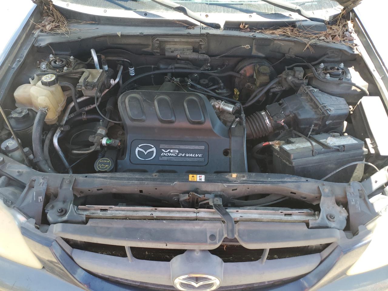 4f2yz04163km43354 4F2YZ04163KM43354 2003 Mazda Tribute Lx