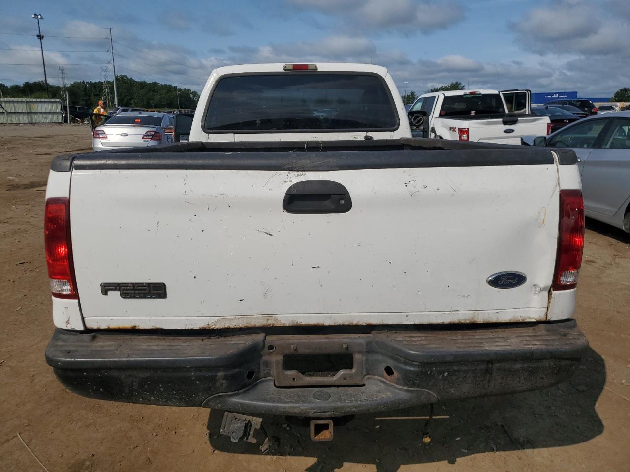 2003 Ford F250 Super Duty VIN: 3FTNF20L23MB21110 Lot: 65347515