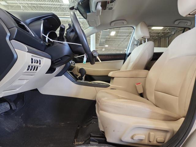  SUBARU OUTBACK 2016 Silver