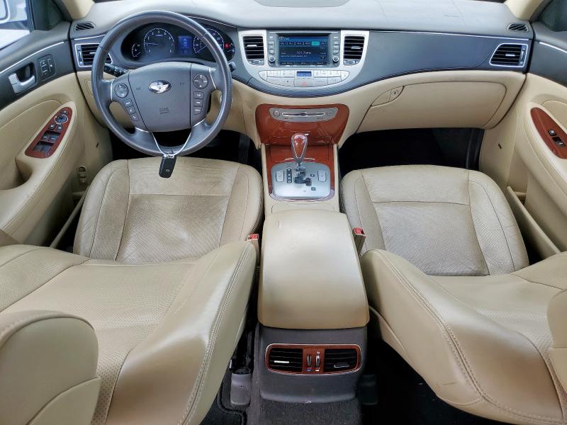  HYUNDAI GENESIS 2013 White