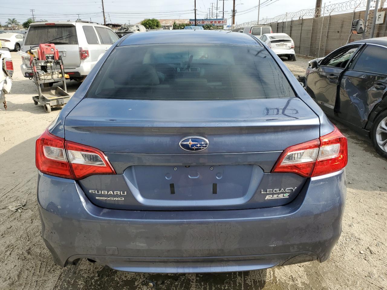 2017 Subaru Legacy 2.5I VIN: 4S3BNAB64H3003317 Lot: 62565505