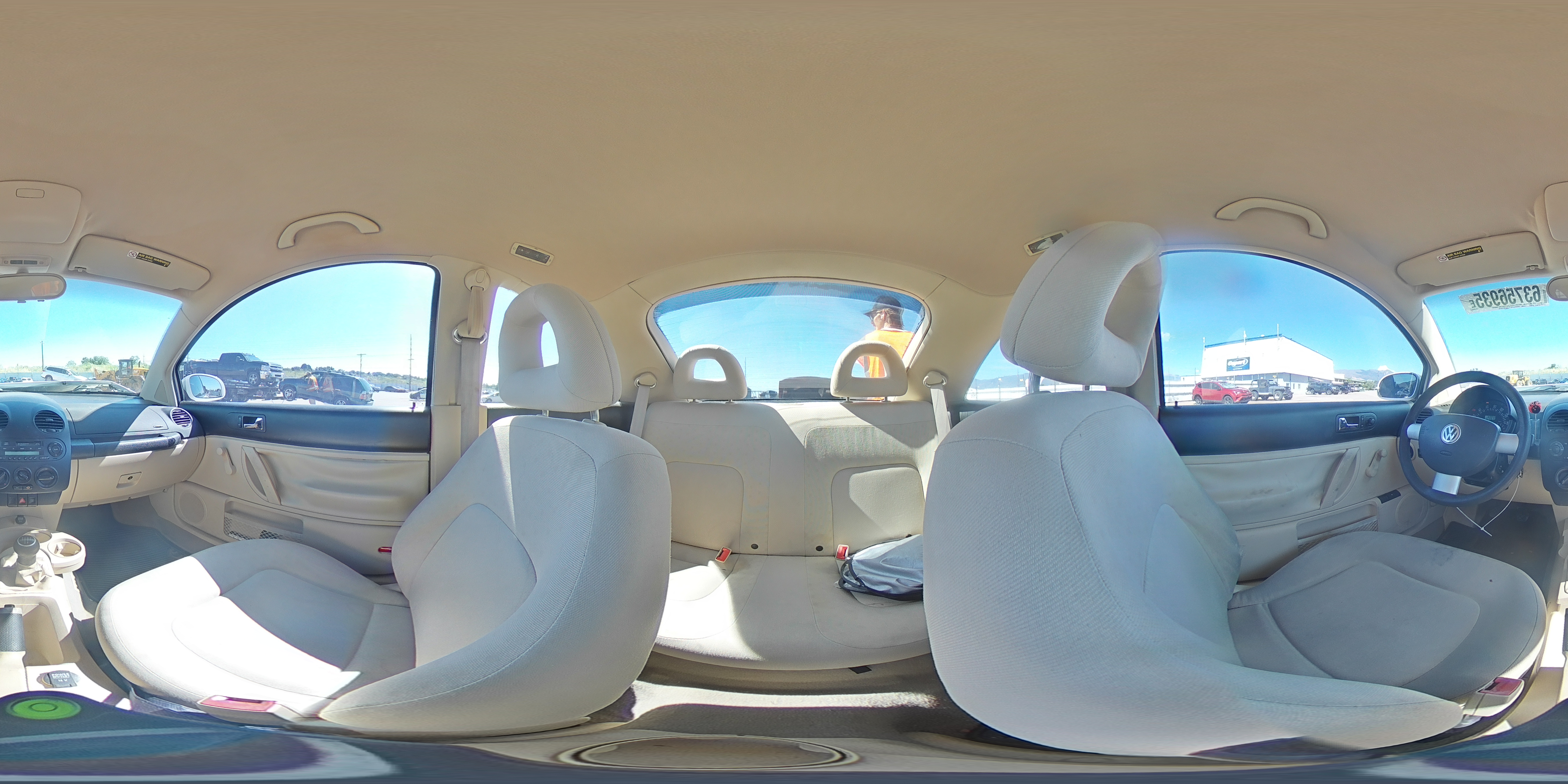 2002 Volkswagen New Beetle Gl VIN: 3VWBB21C02M437730 Lot: 63756935