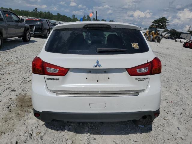  MITSUBISHI OUTLANDER 2015 Белы