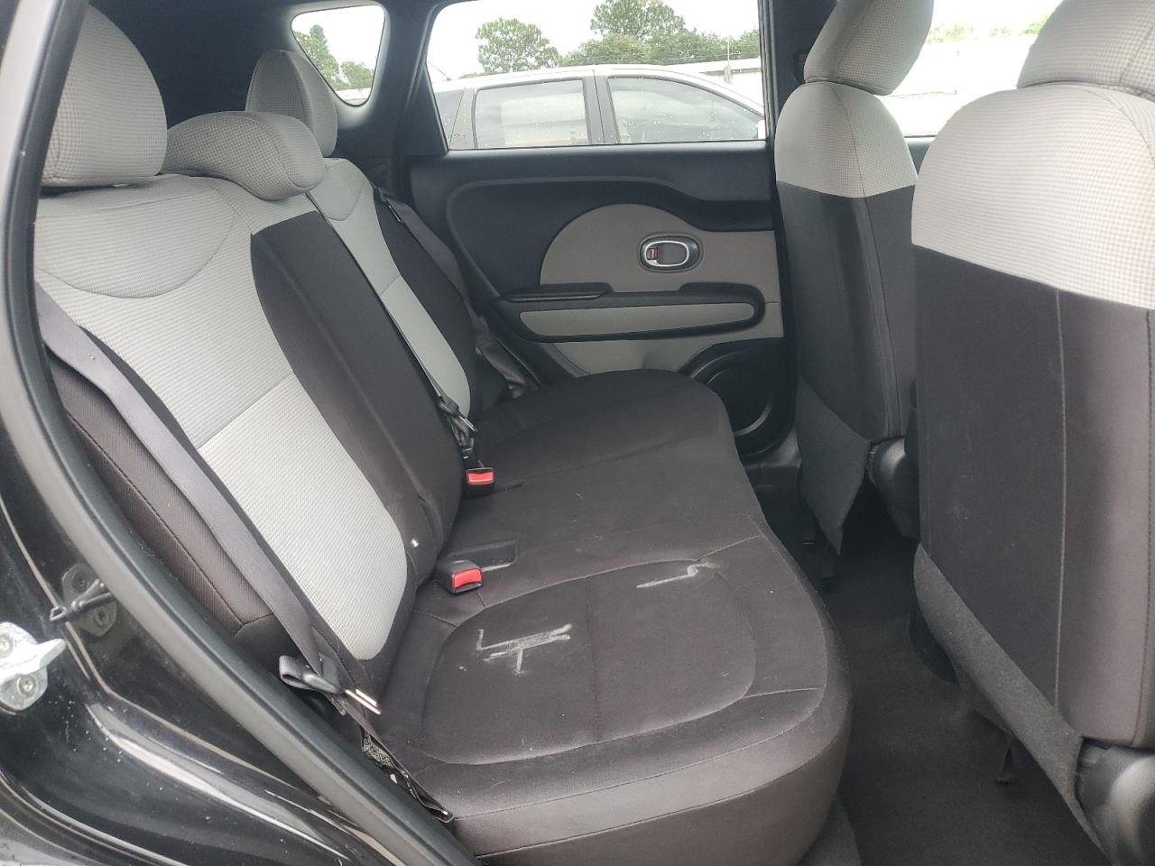 2015 Kia Soul VIN: KNDJN2A22F7810148 Lot: 64585335