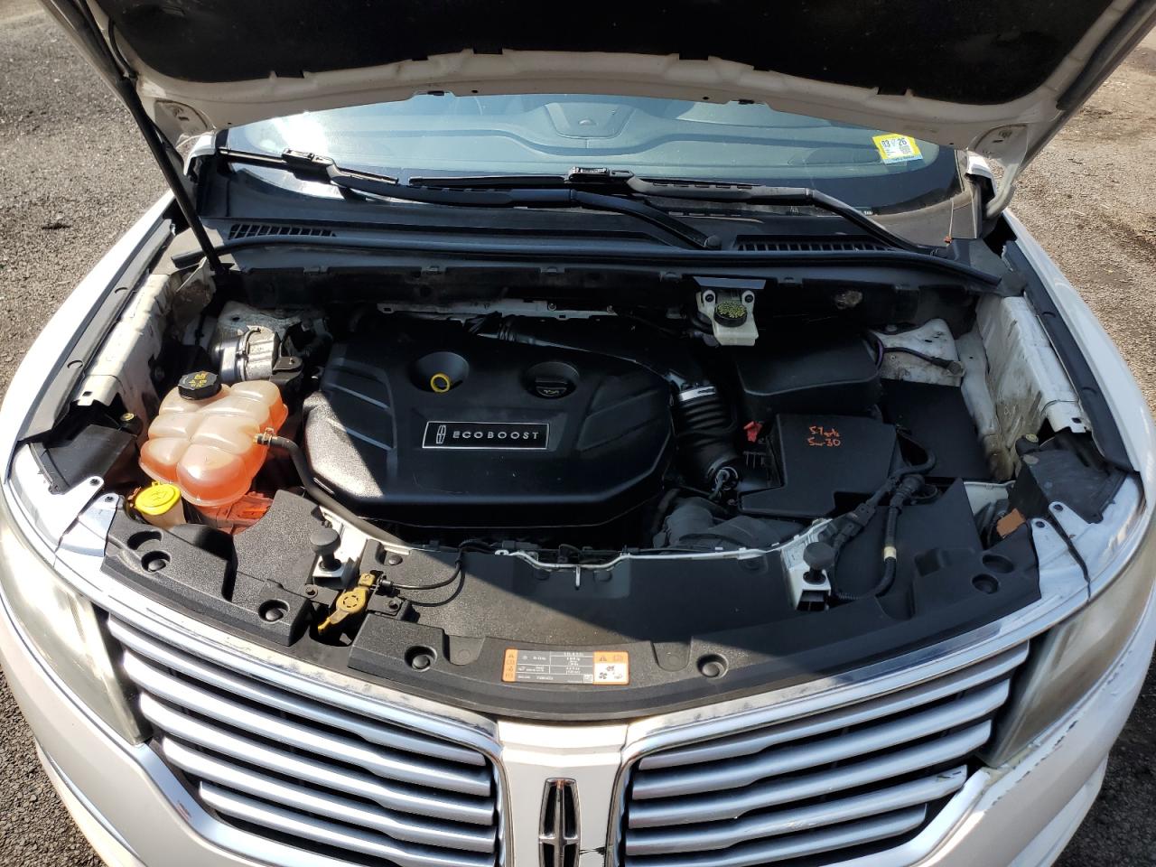 2015 Lincoln Mkc VIN: 5LMCJ2A90FUJ04002 Lot: 65342065