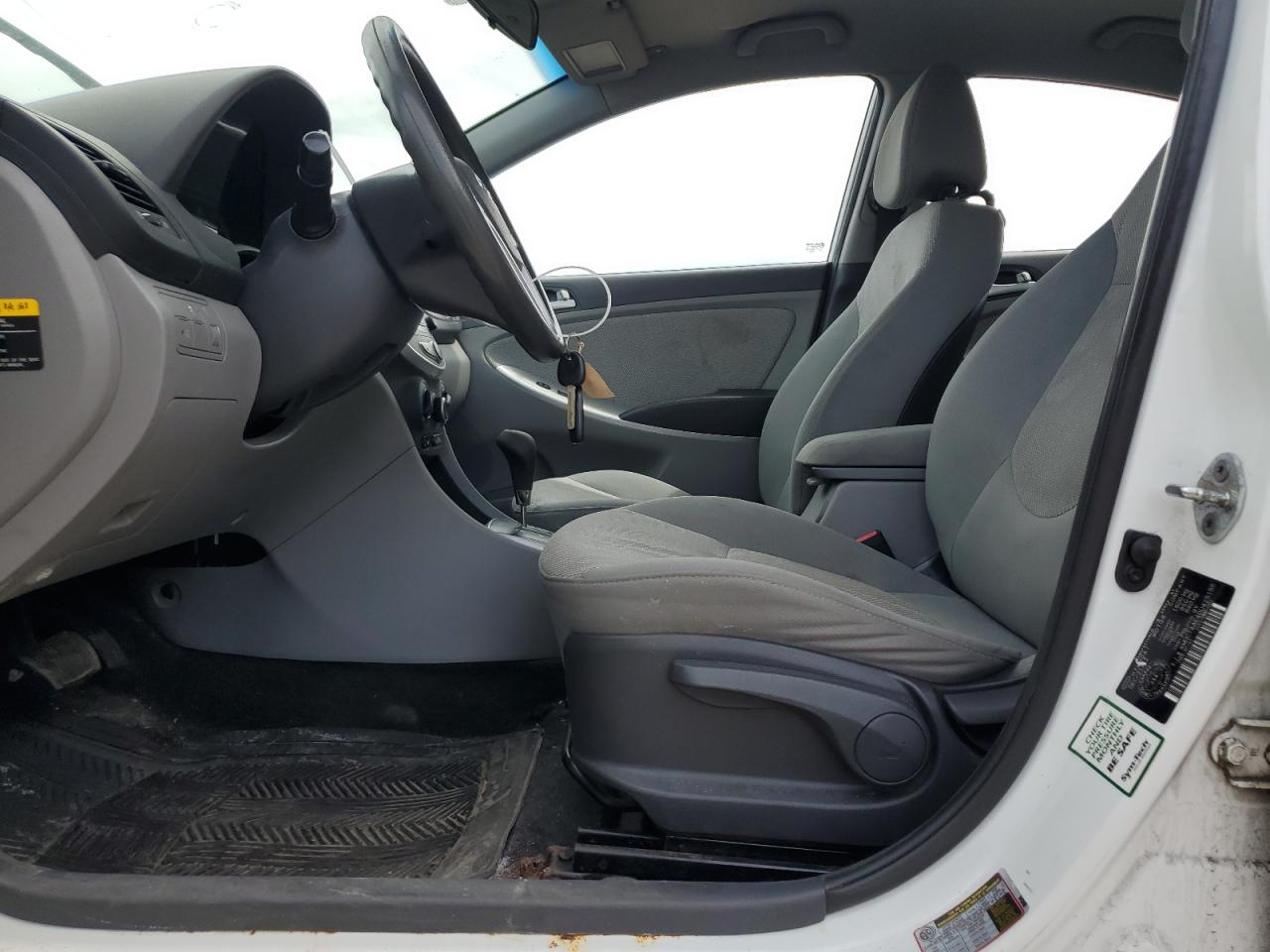 2013 Hyundai Accent Gls VIN: KMHCT4AE4DU425155 Lot: 63592915