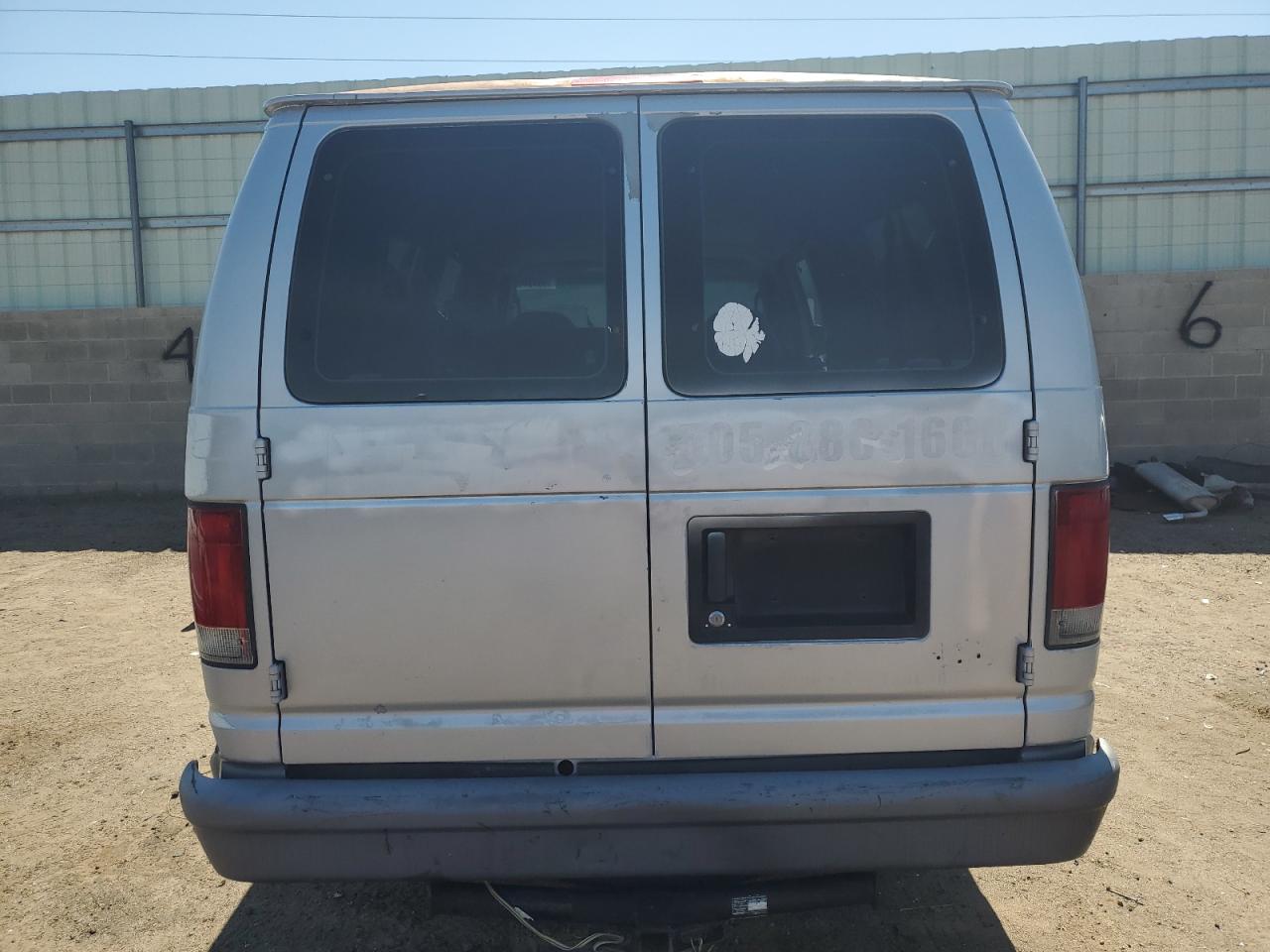 2005 Ford Econoline E350 Super Duty Wagon VIN: 1FBSS31L25HB20635 Lot: 83954275