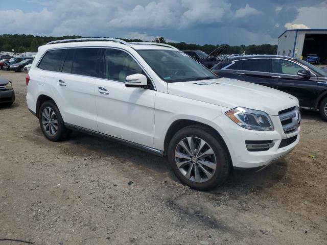 Паркетники MERCEDES-BENZ GL-CLASS 2015 Белы