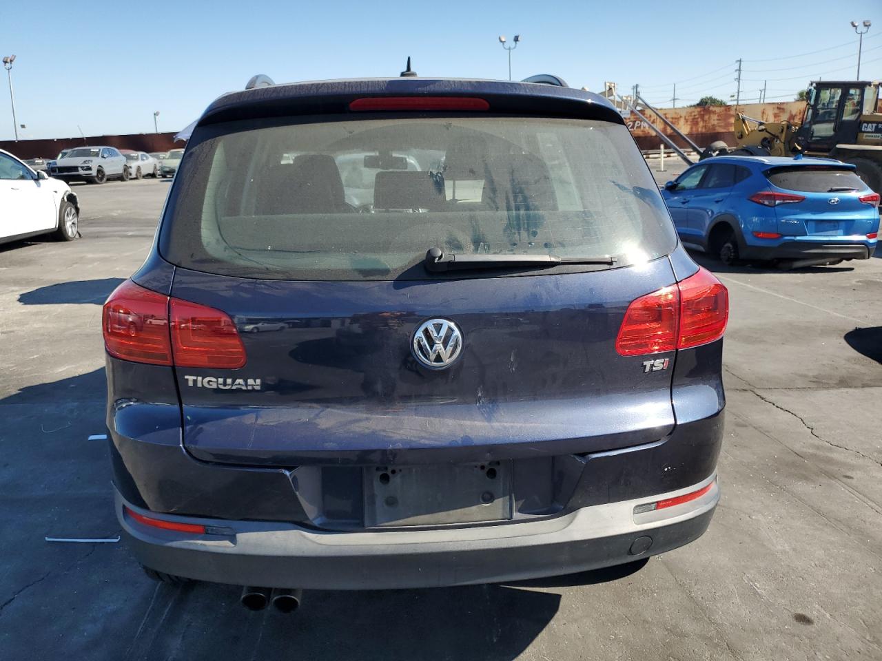 2016 Volkswagen Tiguan S VIN: WVGAV7AX8GW556411 Lot: 63034285