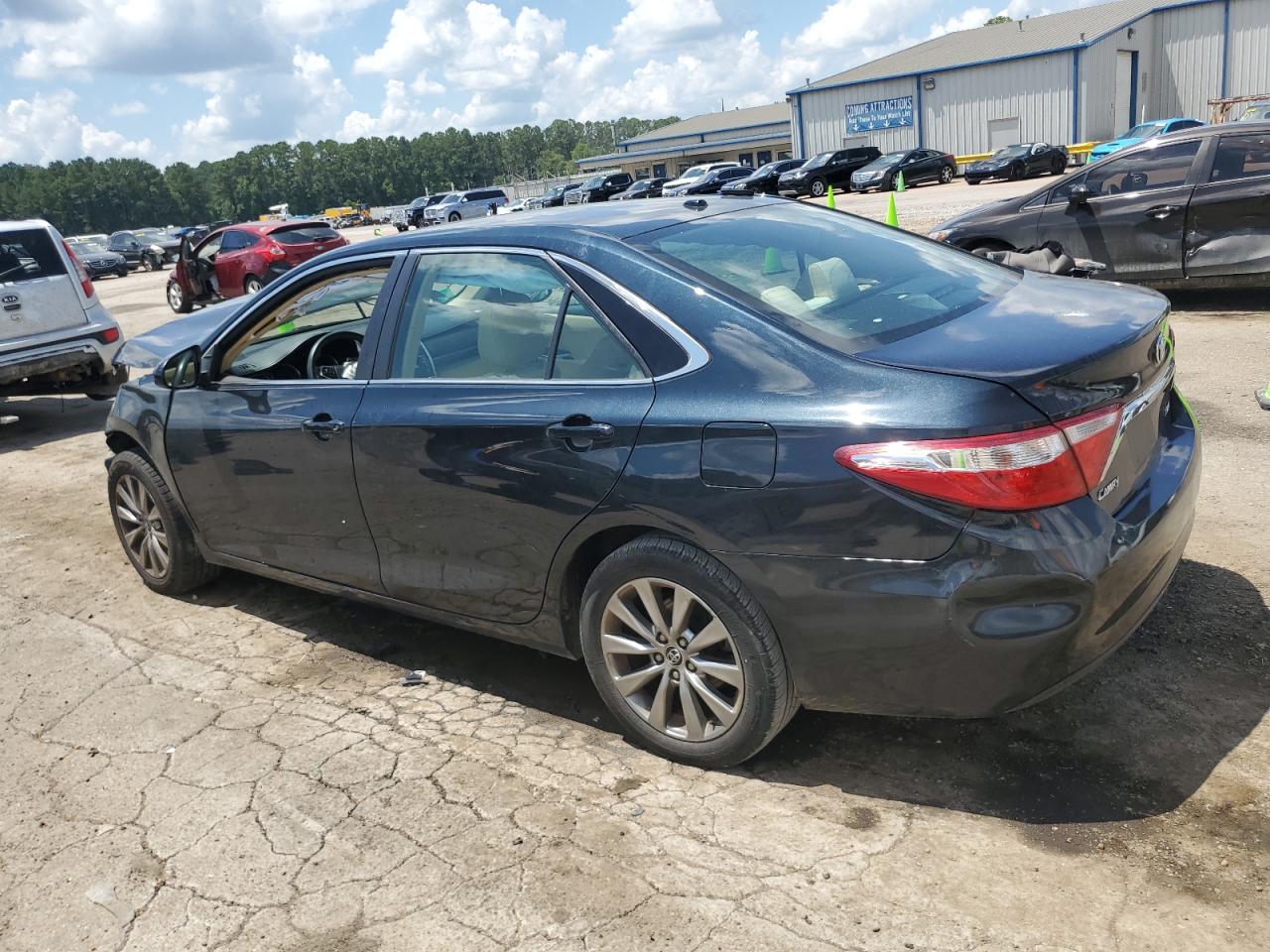 4t4bf1fk1fr461054 4T4BF1FK1FR461054 2015 Toyota Camry Le