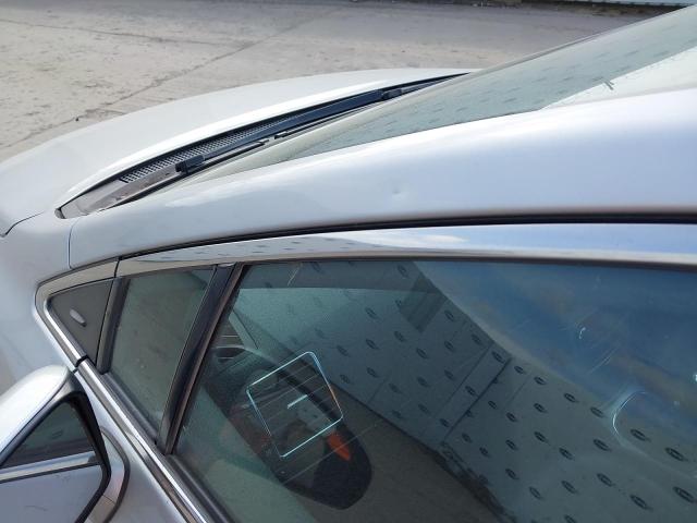 2013 TOYOTA AVENSIS IC