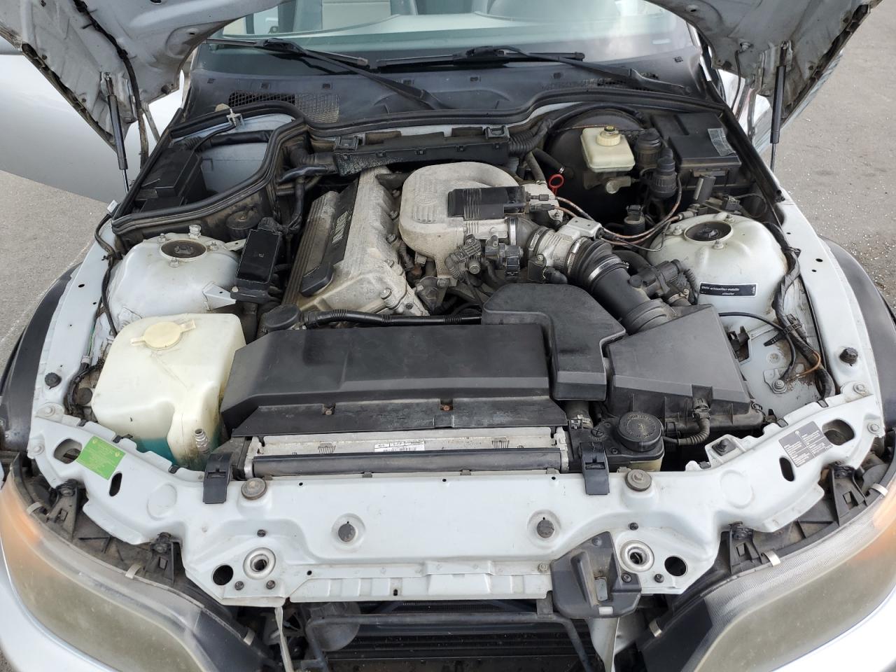 1998 BMW Z3 1.9 VIN: 4USCH7338WLE10067 Lot: 63195995