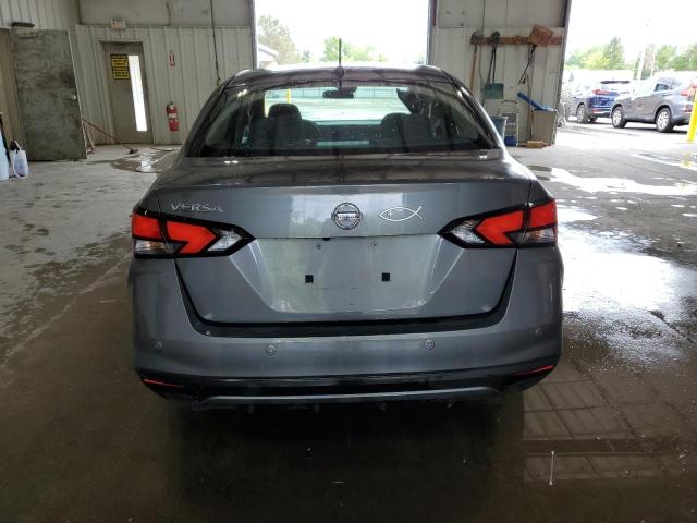  NISSAN VERSA 2021 Угольный
