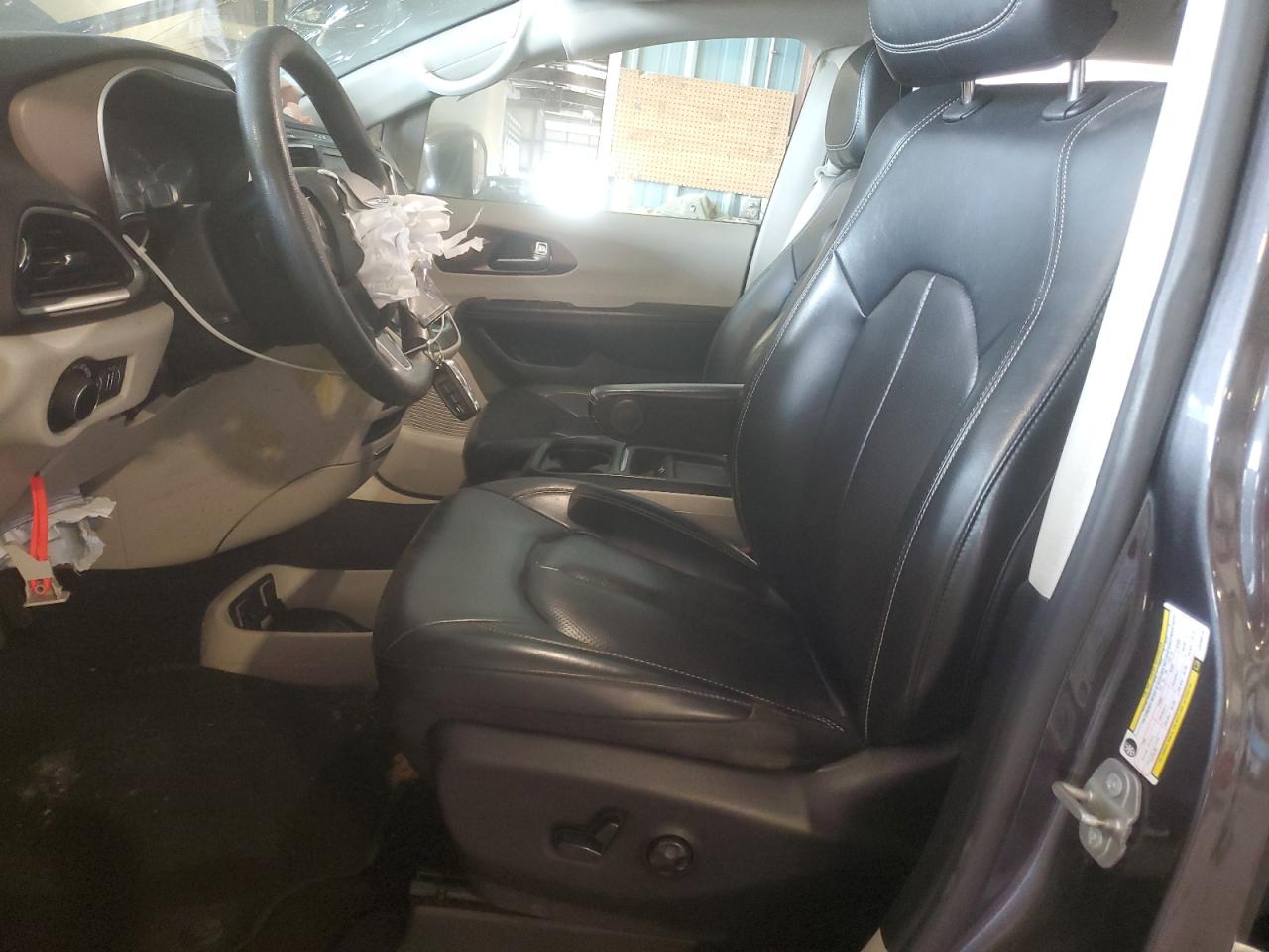 2020 Chrysler Voyager Lxi VIN: 2C4RC1DG4LR255210 Lot: 65284085