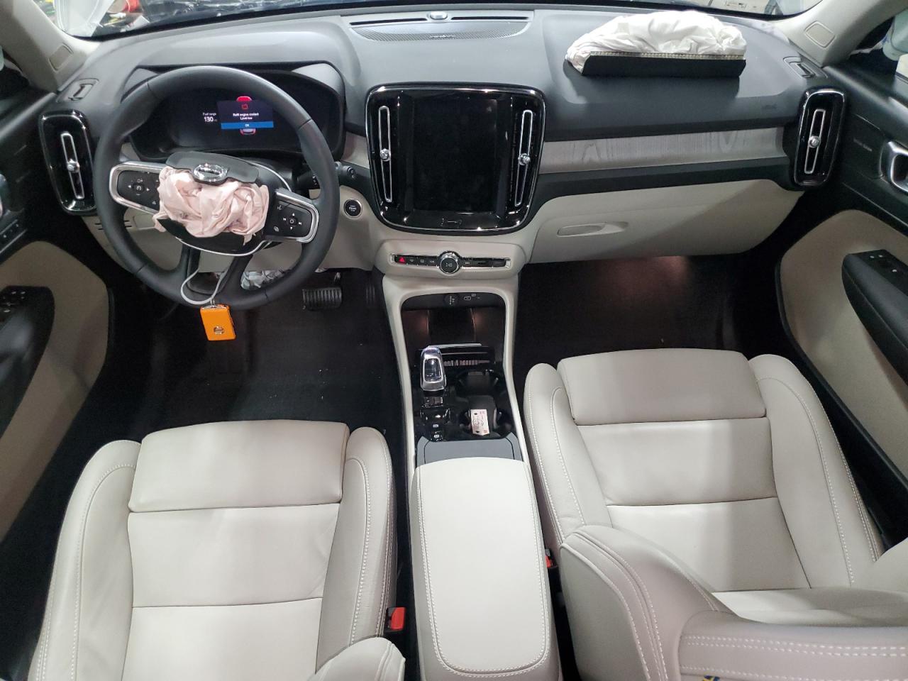 2024 Volvo Xc40 Plus VIN: YV4L12UL9R2354902 Lot: 66937215