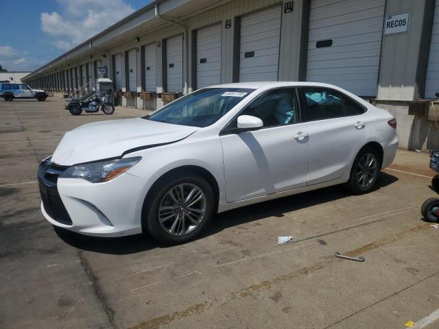 Sedans TOYOTA CAMRY 2017 Biały