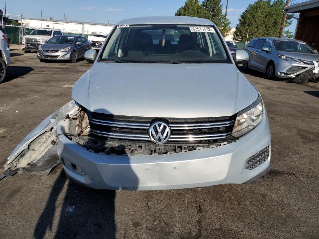 Parquets VOLKSWAGEN TIGUAN 2012 Srebrny