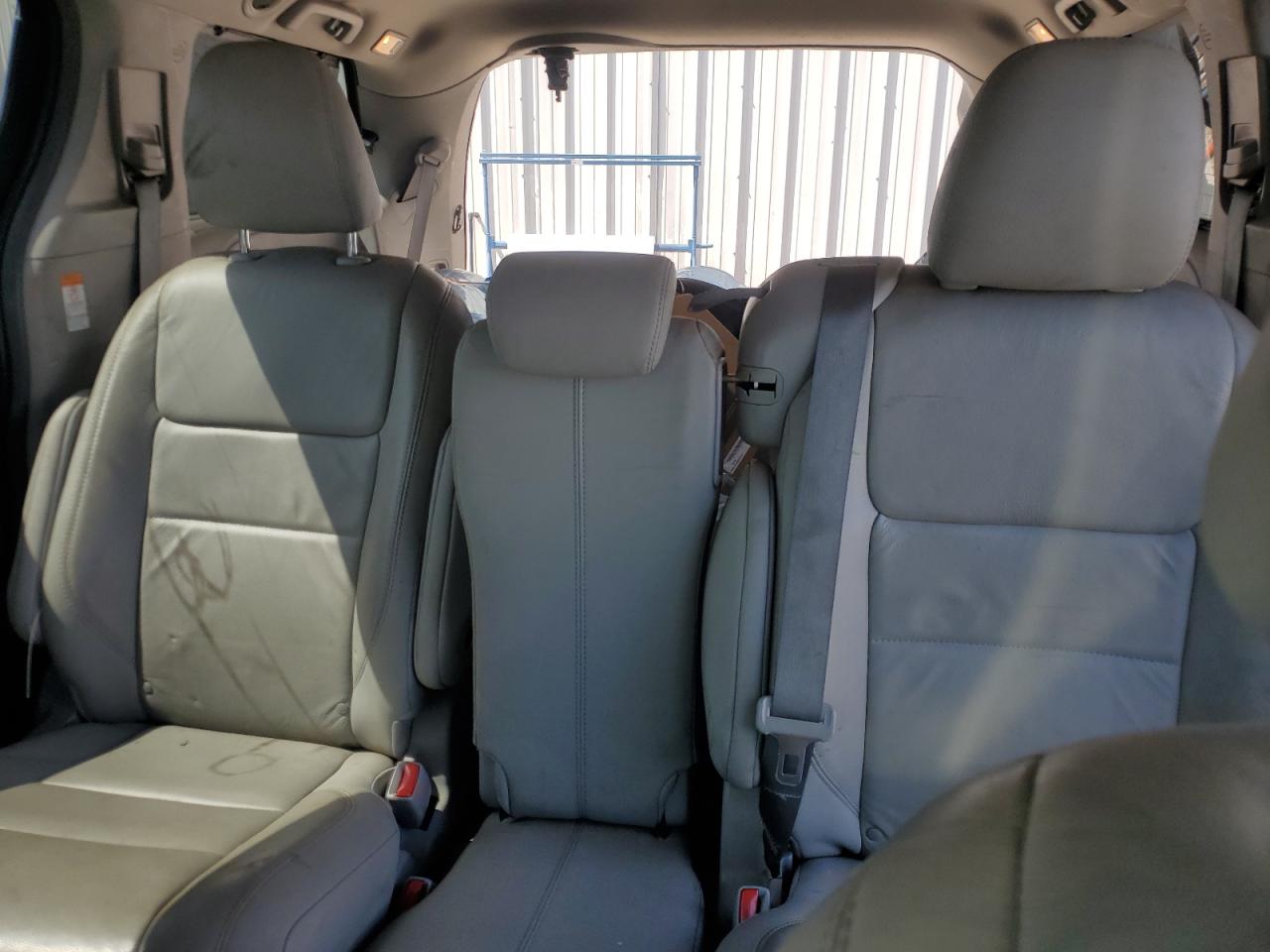 2017 Toyota Sienna Xle VIN: 5TDYZ3DC5HS886338 Lot: 65059215