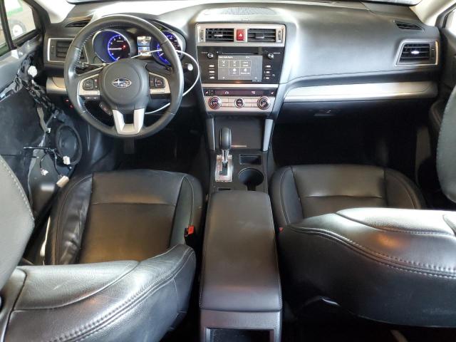  SUBARU LEGACY 2015 Srebrny