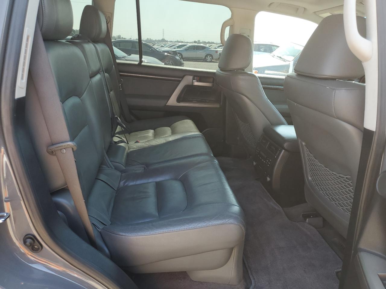 2008 Toyota Land Cruiser VIN: JTMHY05JX85002592 Lot: 64417435