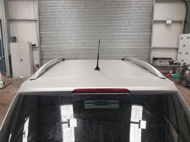 2012 FORD GRAND C-MA