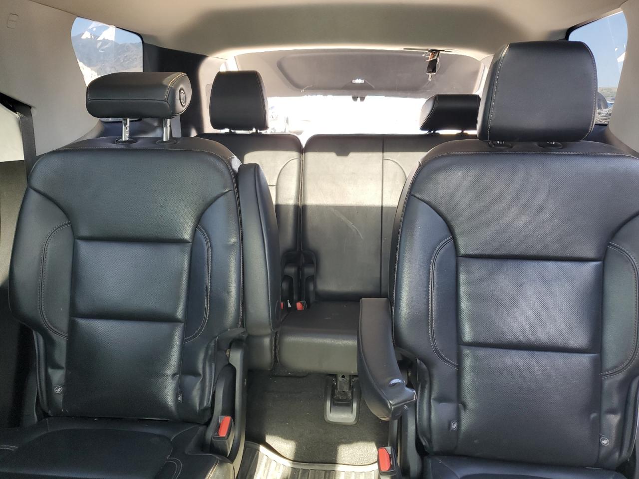 2018 Chevrolet Traverse Premier VIN: 1GNERKKW0JJ210447 Lot: 64265175