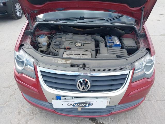 2010 VOLKSWAGEN TOURAN MAT