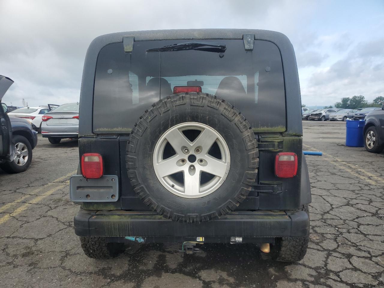 2000 Jeep Wrangler / Tj Sahara VIN: 1J4FA59S5YP761127 Lot: 65247225