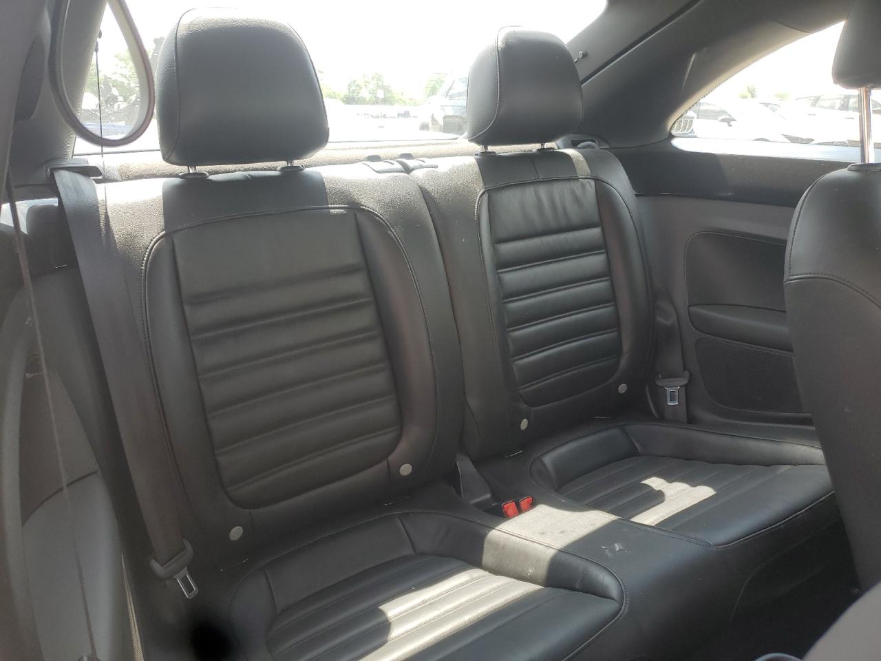 2013 Volkswagen Beetle Turbo VIN: 3VWVT7AT9DM687025 Lot: 64017065