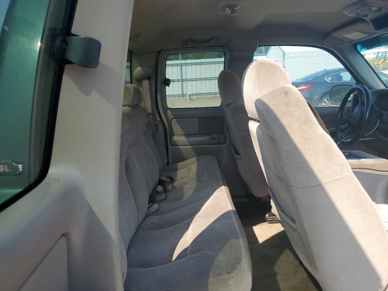 2001 GMC New Sierra C1500 VIN: 2GTEC19VX11250143 Lot: 66333065