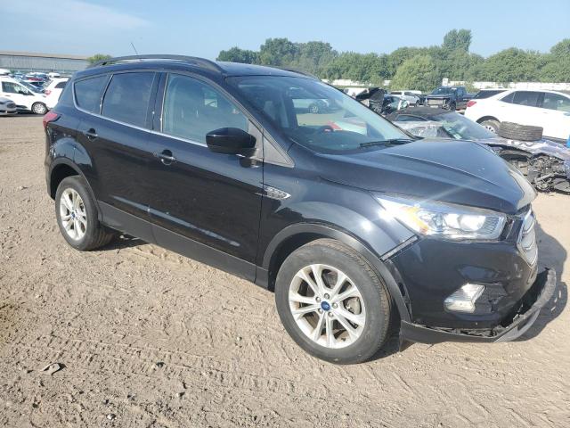  FORD ESCAPE 2019 Czarny