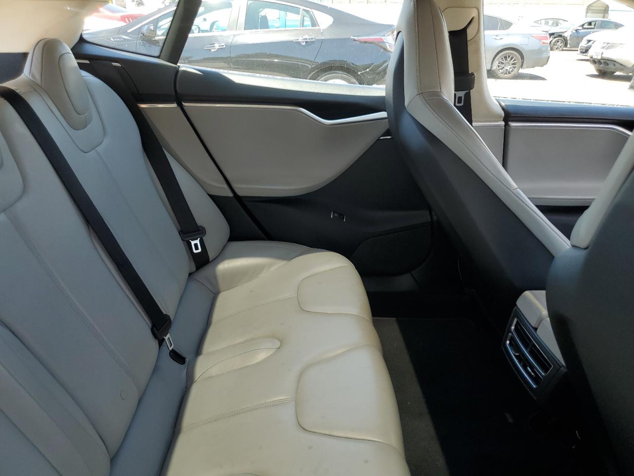 2013 Tesla Model S VIN: 5YJSA1CG2DFP03997 Lot: 64267865