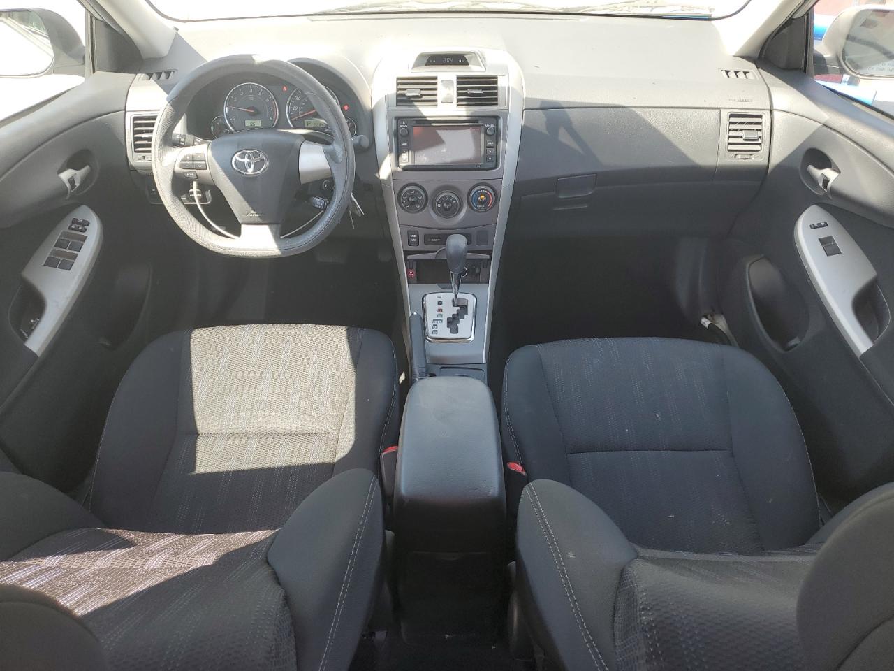 2t1bu4ee7dc985952 2T1BU4EE7DC985952 2013 Toyota Corolla Base