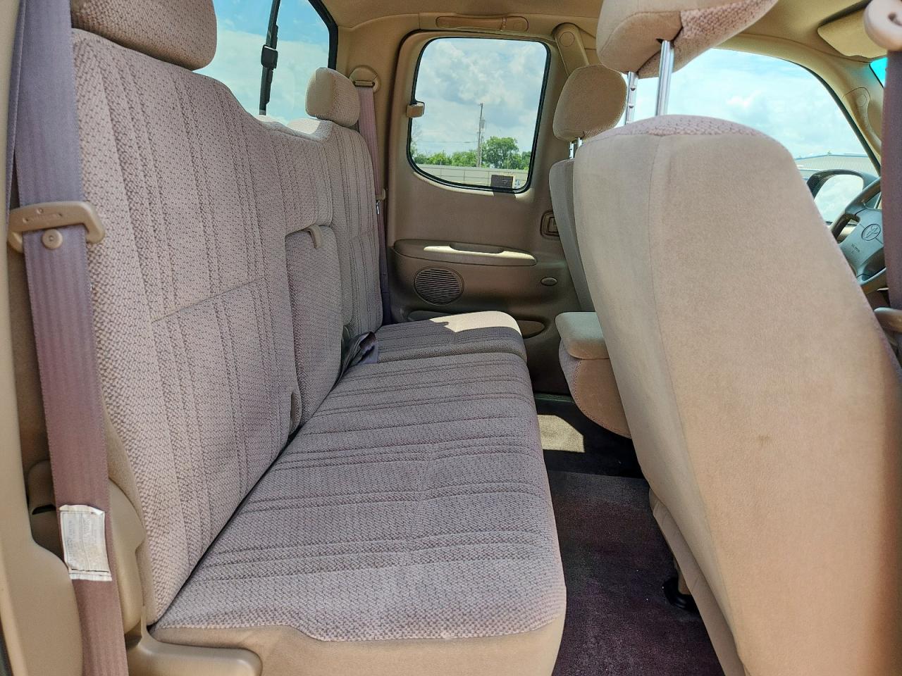 2000 Toyota Tundra Access Cab VIN: 5TBRT3414YS042272 Lot: 63973735