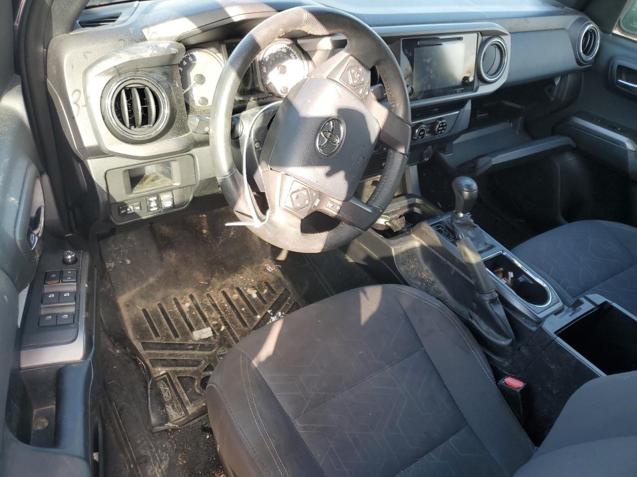 2017 Toyota Tacoma Double Cab VIN: 5TFCZ5AN2HX115874 Lot: 64072775