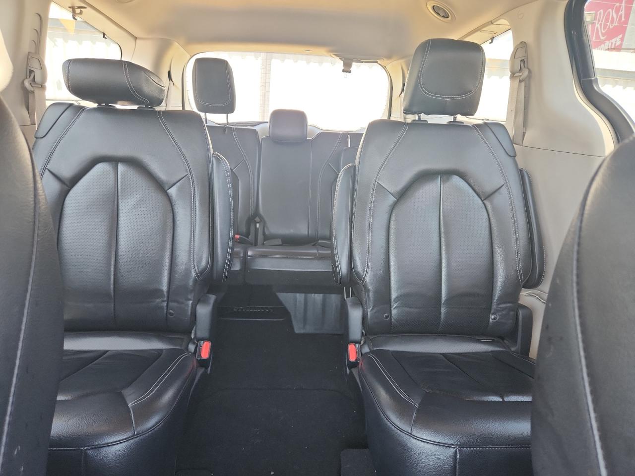 2022 Chrysler Pacifica Touring L VIN: 2C4RC1BG4NR189103 Lot: 64044545