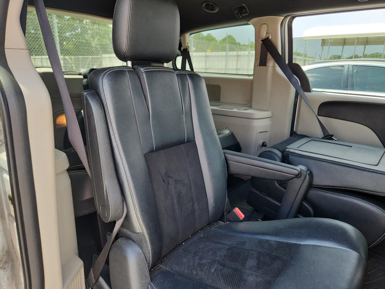 2017 Dodge Grand Caravan Sxt VIN: 2C4RDGCG9HR625320 Lot: 64204235