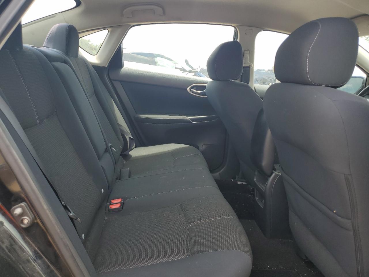 2015 Nissan Sentra S VIN: 3N1AB7AP7FY370835 Lot: 64012695