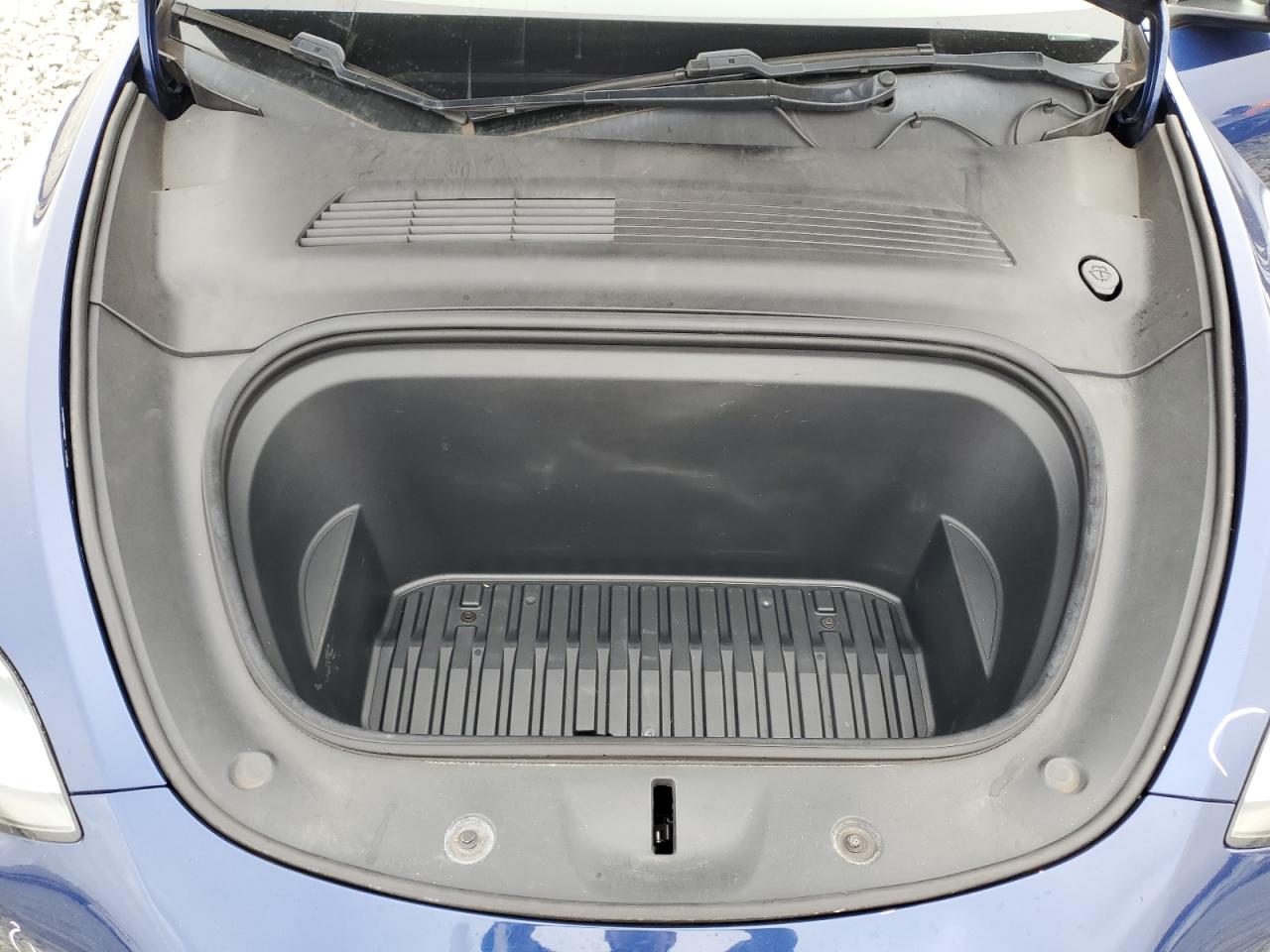 2020 Tesla Model Y VIN: 5YJYGDEE5LF044771 Lot: 63818875