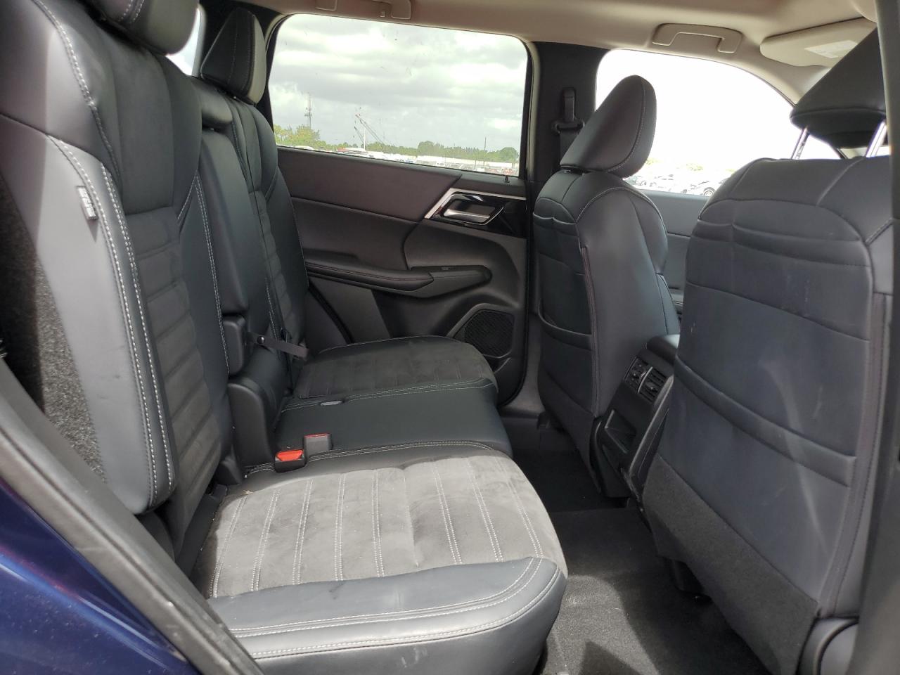2024 Mitsubishi Outlander Se VIN: JA4J3VA85RZ024424 Lot: 65205545