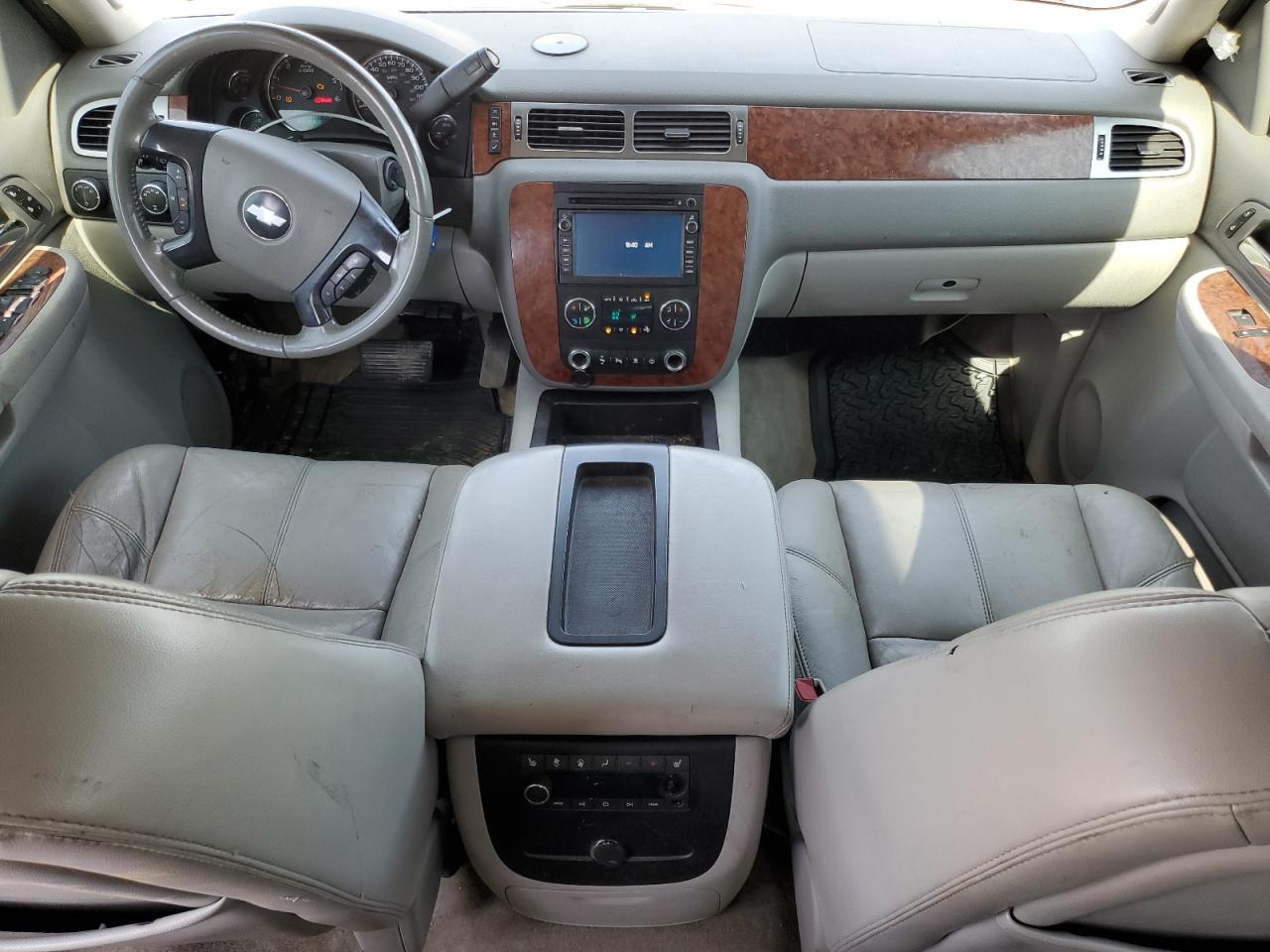 2007 Chevrolet Suburban K1500 VIN: 1GNFK16337J235791 Lot: 62310245