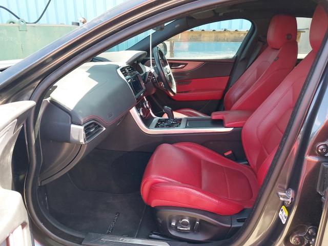 2019 JAGUAR XE R-DYNAM